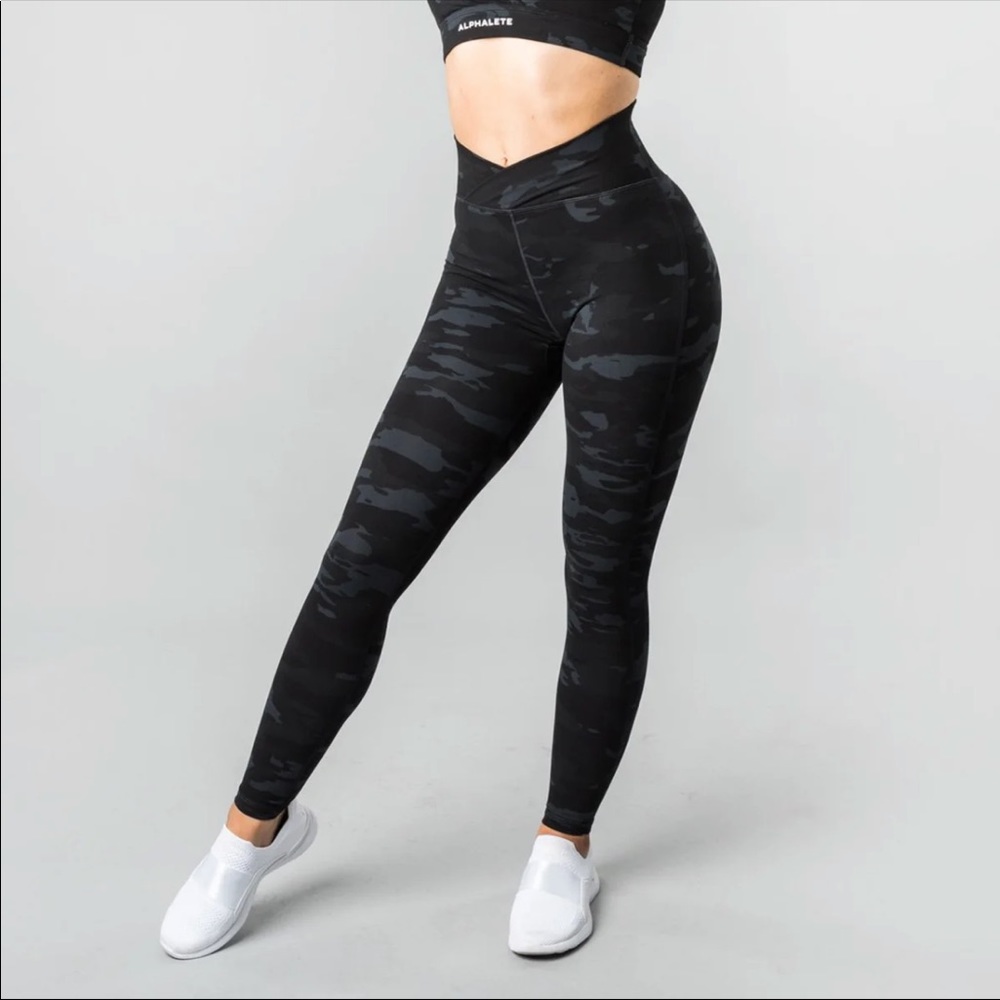 Alphalete Surface Path (S)
